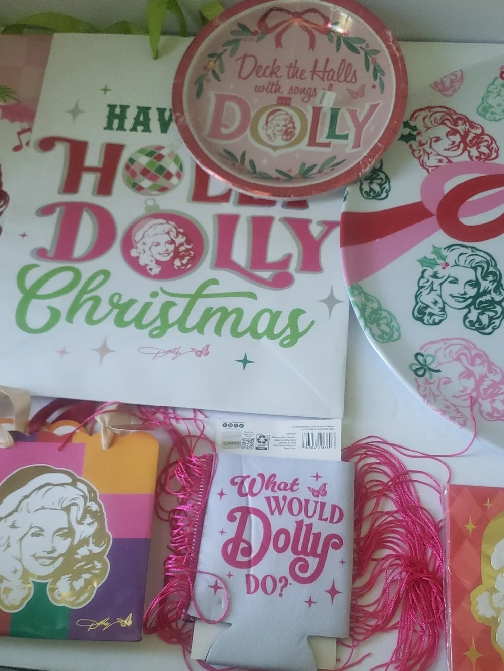Dolly Parton Holidays Party Set 9 Items New